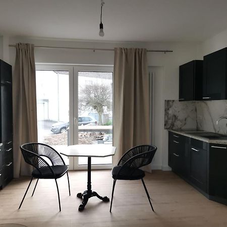 Modernes Stilvoll Eingerichtetes Appartement Rösrath Exteriör bild
