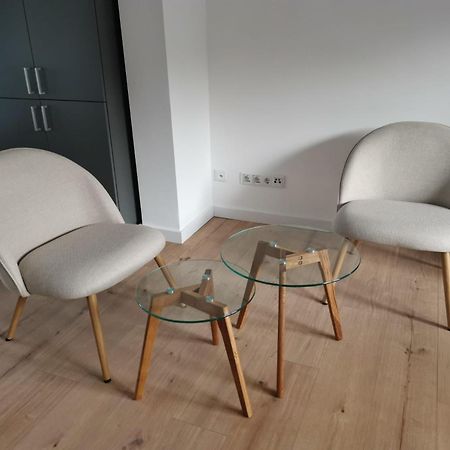 Modernes Stilvoll Eingerichtetes Appartement Rösrath Exteriör bild